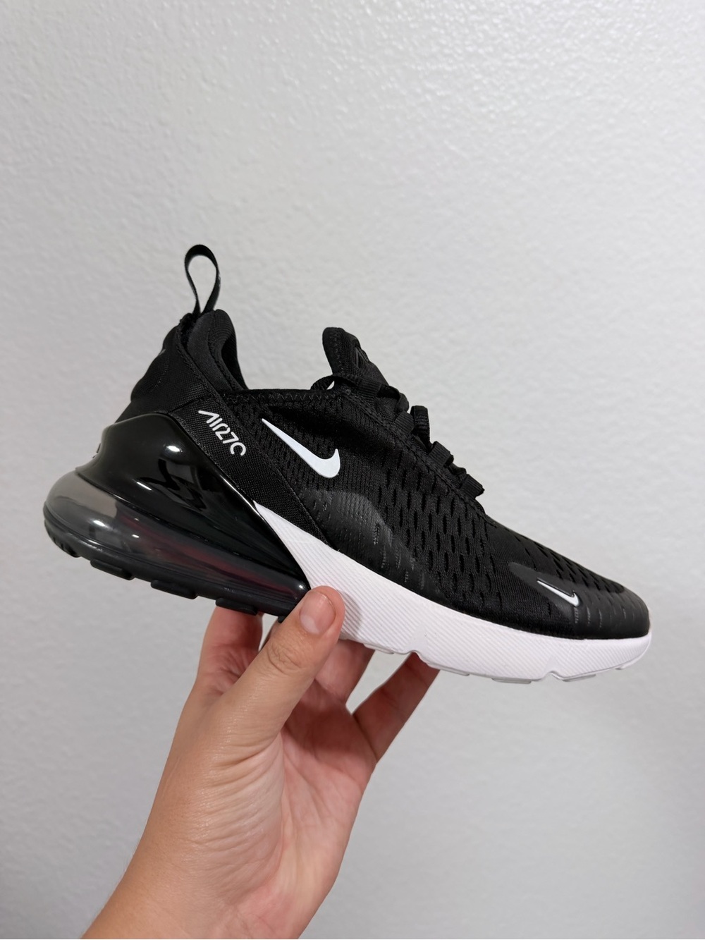 Nike Air Max 270 Black/White Casual Sneaker